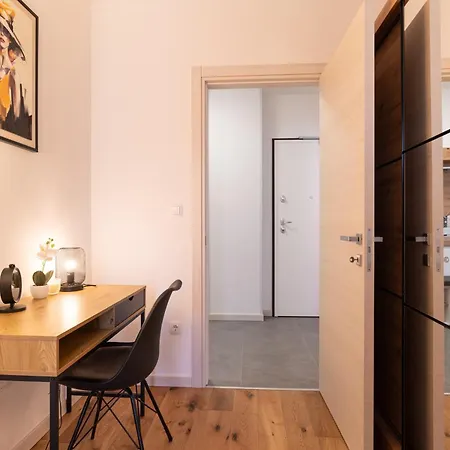 Gold With Free Parking *