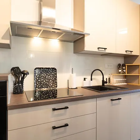 Апартаменты Gold With Free Parking *