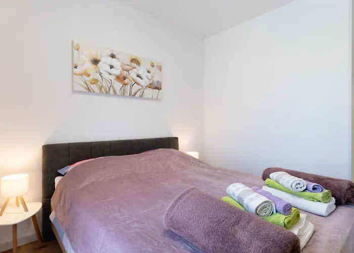 Gold With Free Parking Apartman Pula