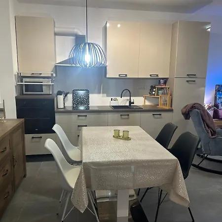Apartment Gold