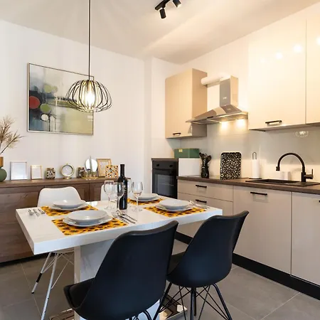 Apartment Gold With Free Parking