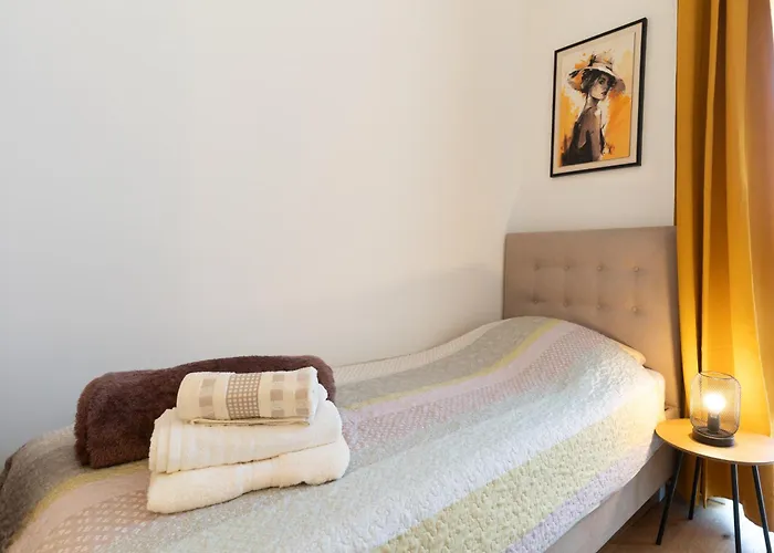 Apartment Gold With Free Parking